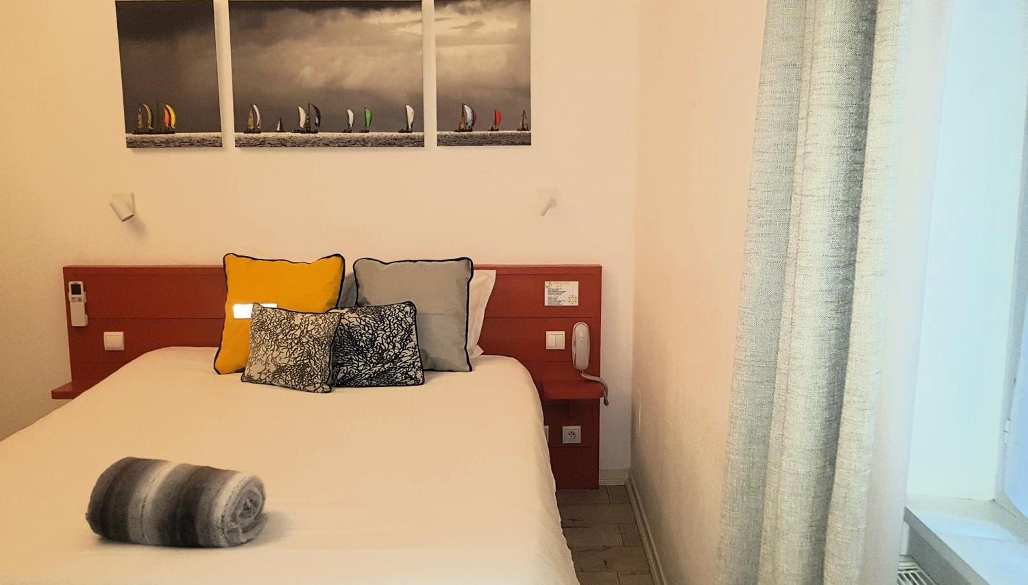 Hotel La Marine, Vieux Port La Rochelle Kültér fotó