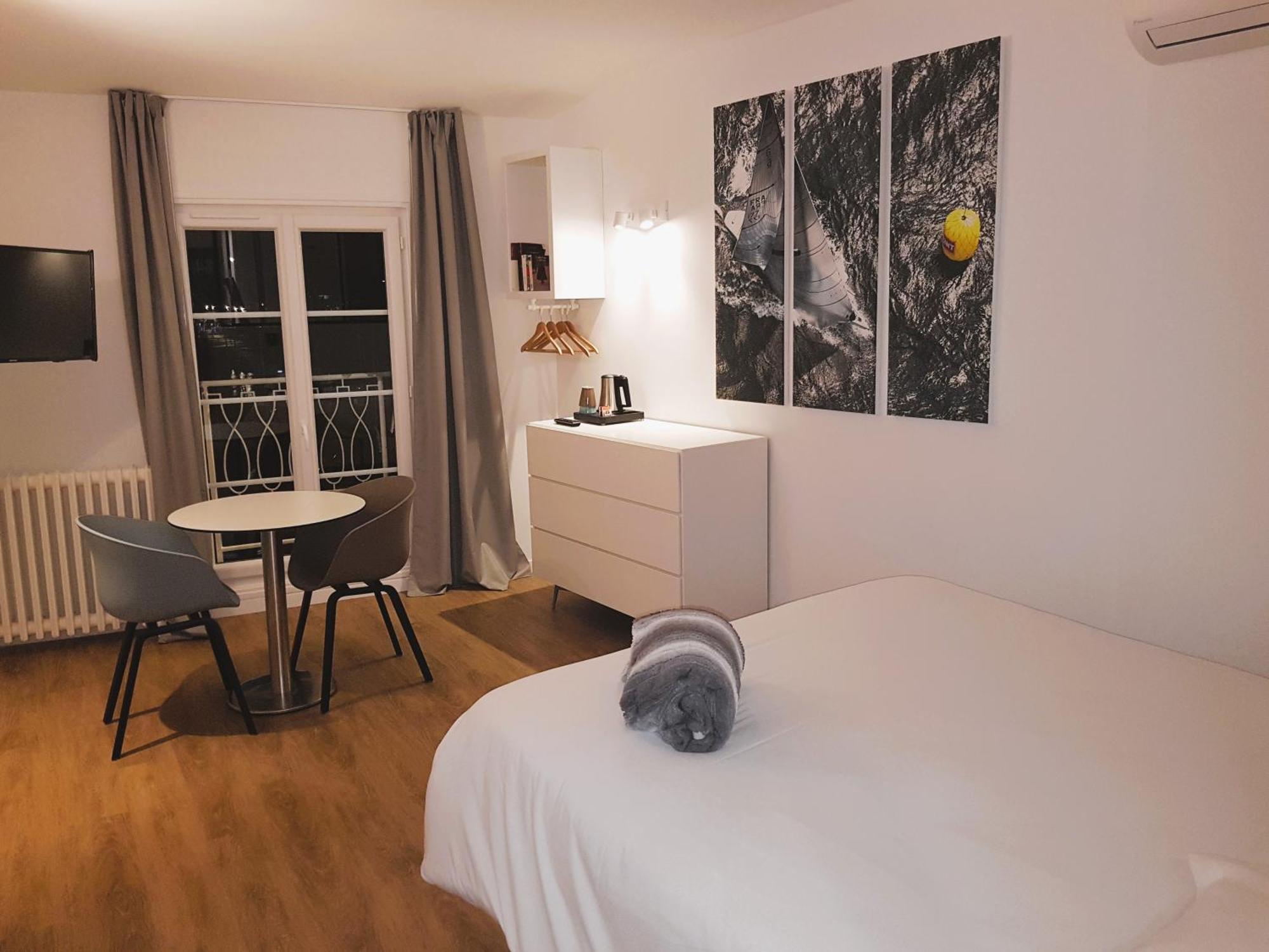 Hotel La Marine, Vieux Port La Rochelle Kültér fotó