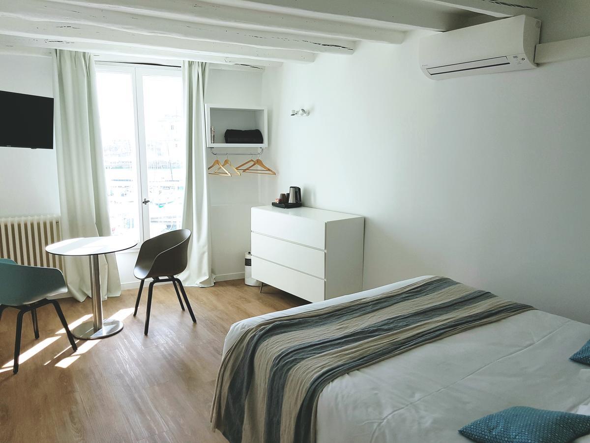Hotel La Marine, Vieux Port La Rochelle Kültér fotó